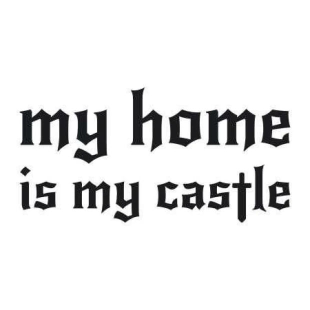 Naklejka 03X 19 my home is my castle 1726 - Wzór graficzny. Tekst w stylu gotyckim, czarne litery na białym tle