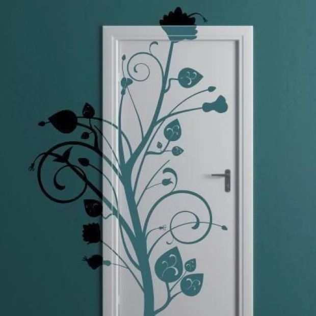 Eleganckie drzewo w odcieniach teal na ścianie, idealne do nowoczesnego wnętrza, dodające charakteru