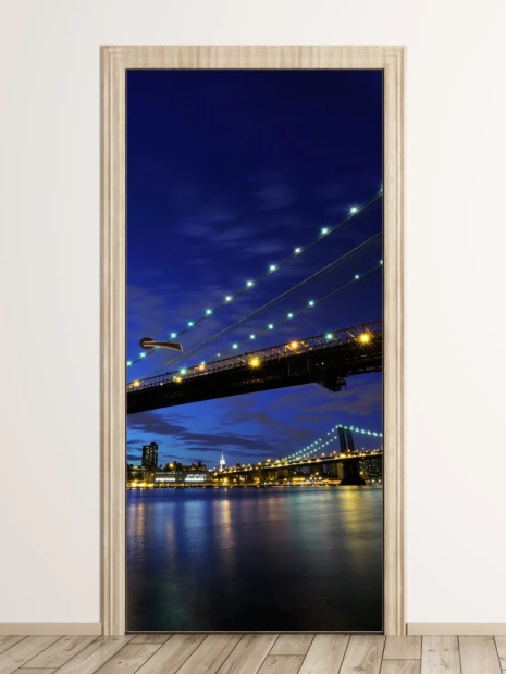 Fototapeta na drzwi Brooklyn 84 - Wzór graficzny. Most z oświetleniem nad rzeką w nocnej scenerii