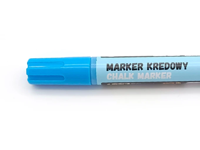 Marker kredowy Toma TO-292 różne kolory - Wzór graficzny. Na białym tle widoczny jest niebieski marker z zaokrągloną