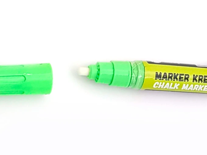 Marker kredowy Toma TO-292 różne kolory - Wzór graficzny. Marker w kolorze zielonym z zaokrągloną końcówką