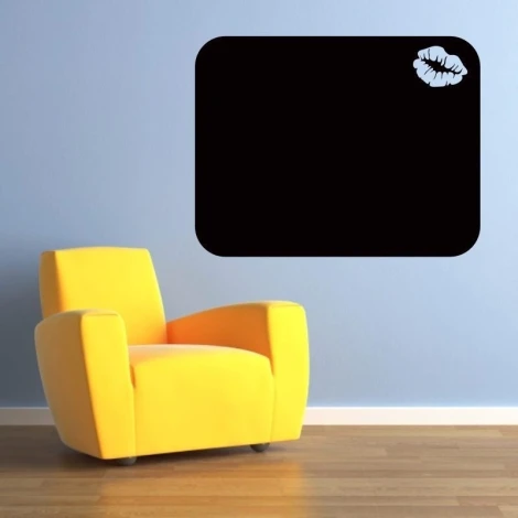 Naklejka kredowa 038 usta - Aranżacja w pokoju. Ściana w jasnym kolorze, żółty fotel w nowoczesnym stylu