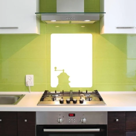 Tablica suchościeralna młynek do kawy 087 - Aranżacja w kuchni. Zielone płytki na ścianach i nowoczesne meble