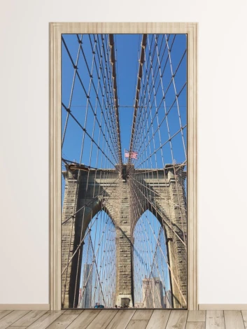 Fototapeta na drzwi most New York P42 - Wzór graficzny. Most z kamiennymi łukami i linami, w tle niebo