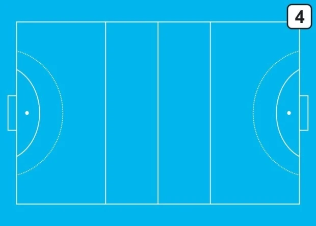 Tablica trenerska taktyczna 185 suchościeralna hokej na trawie - Wzór graficzny. Niebieskie tło z białymi liniami boiska