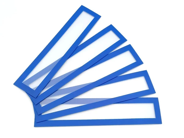 Ramka magnetyczna 319x52 mm różne kolory - 5 szt - Wzór graficzny. Pięć prostokątnych ramek w kolorze niebieskim