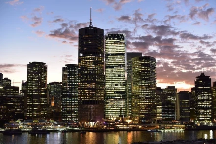 Fototapeta na ścianę miasto wieczorową porą FP 2135