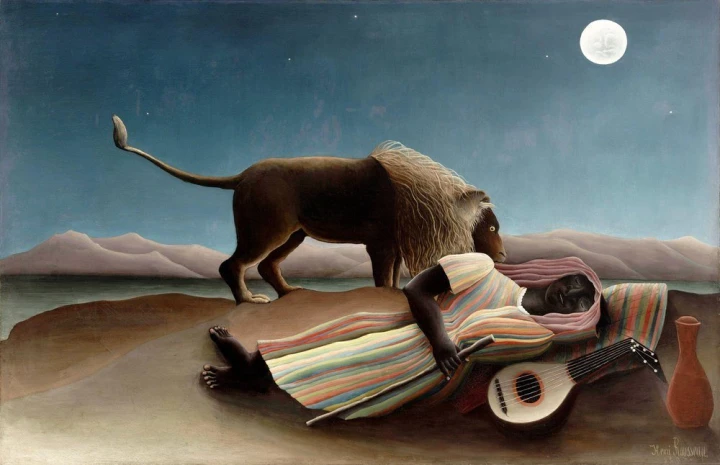 Reprodukcja La zingara addormentata, Henri Rousseau - Wzór graficzny. Kobieta leży w kolorowej sukni, obok niej lew, w tle