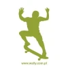 Dynamiczna naklejka skater 0804 w soczystym zielonym kolorze, idealna do nowoczesnego pokoju młodzie