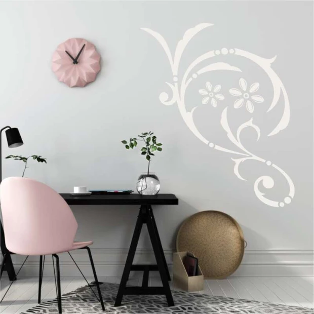 Szablon malarski ornament 2214 - Aranżacja w biurze. Ściany w jasnym kolorze, minimalistyczne meble i dodatki