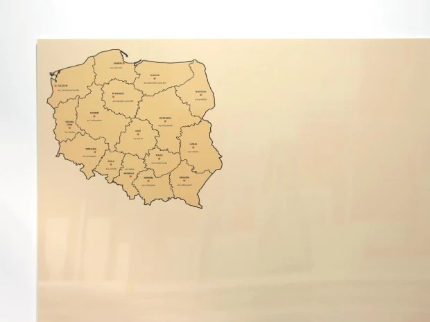 Tablica suchościeralna mapa Polski z podziałem na województwa 240 - Wzór graficzny. Mapa w kolorze beżowym z konturami