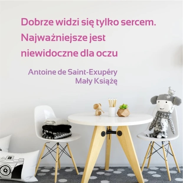 Szablon do malowania cytat: Dobrze widzi się tylko sercem 1970 - Aranżacja w pokoju dziecięcym. Ściany w jasnym kolorze