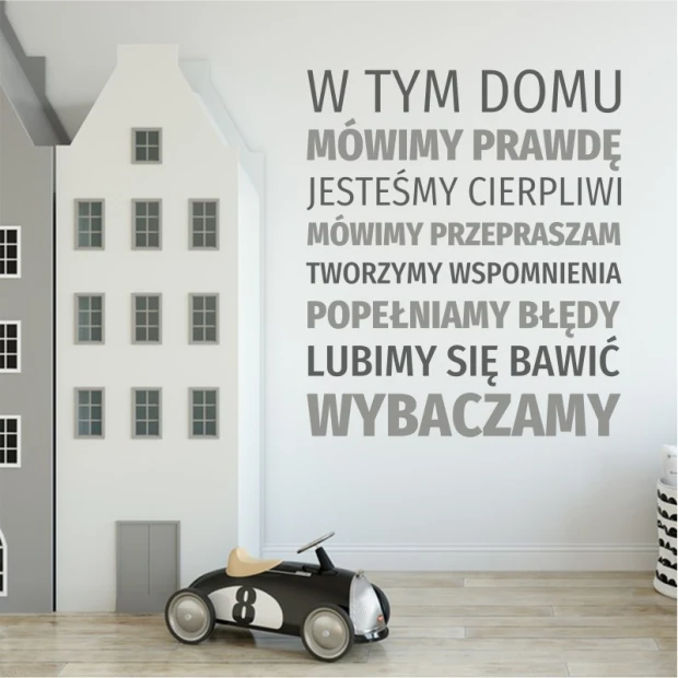 Szablon malarski sentencja: W tem domu mówimy prawdę 1941 - Aranżacja w pokoju dziecięcym. Ściany w jasnych kolorach