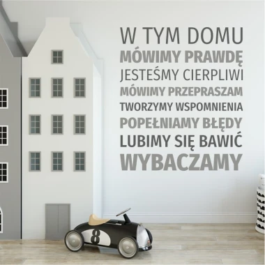 Szablon malarski sentencja: W tem domu mówimy prawdę 1941 - Aranżacja w pokoju dziecięcym. Ściany w jasnych kolorach