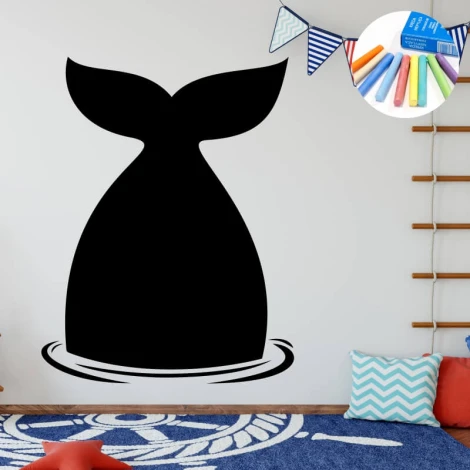 Naklejka kredowa dla dzieci wieloryb 291 - Aranżacja w pokoju dziecięcym. Ściany w jasnym kolorze, podłoga drewniana