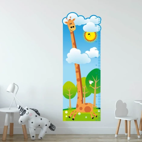 Naklejka miarka wzrostu 1146 - Aranżacja w pokoju dziecięcym. Ściany w jasnych kolorach, meble w stonowanej palecie