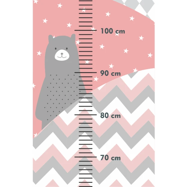 Naklejka miarka wzrostu w detalu pokazującym podziałkę od 70 do 100 cm, szarego misia i różowe tło w gwiazdki