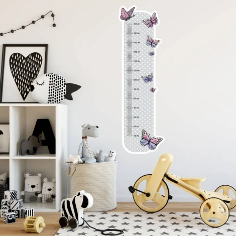 Naklejka miarka wzrostu dziecka motyle w pastelowych kolorach, idealna do przytulnego pokoju malucha