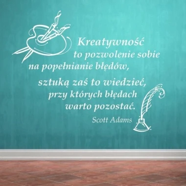 Kreatywna naklejka sentencja 1251 w nowoczesnym salonie, inspirująca do twórczości i refleksji nad b