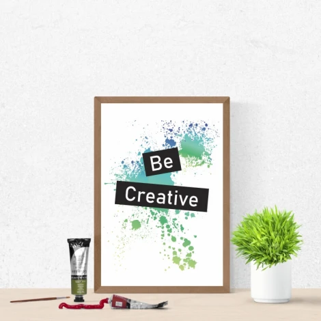 Plakat Be creative 039 - Wzór graficzny. Na białym tle kolorowe plamy farby w zieleni i niebieskim, tekst w czerni