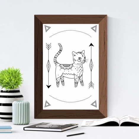 Plakat kot 126 - Wzór graficzny. Kot w stylu kreskówkowym z geometrycznymi wzorami i strzałkami