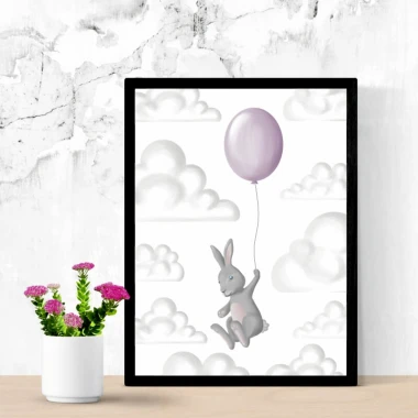 Plakat królik 101 - Wzór graficzny. Królik trzyma balon w chmurach, na białym tle