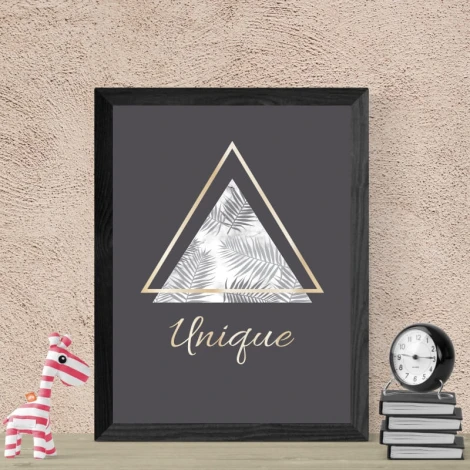 Plakat Unique 123 - Aranżacja w salonie. Szare ściany, minimalistyczne meble, geometryczne kształty