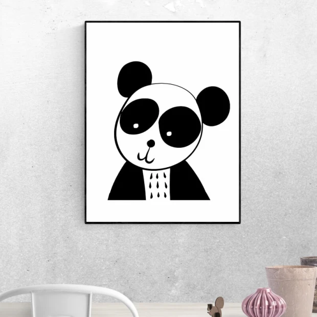 Plakat miś panda 217 - Wzór graficzny. Grafika przedstawia pandę z dużymi uszami i okrągłymi oczami na białym tle
