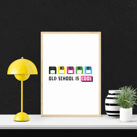 Plakat Old school is cool 225 - Wzór graficzny. Proste litery w różnych kolorach na białym tle