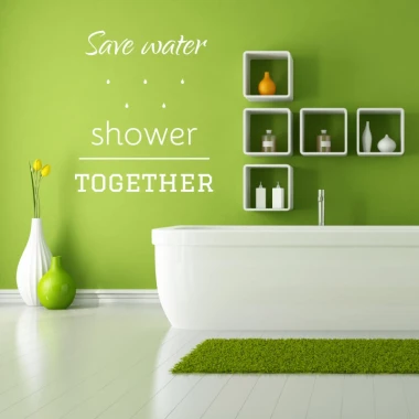 Szablon malarski Save water shower together 2508 - Aranżacja w łazience. Zielona ściana z białymi meblami i dodatkami