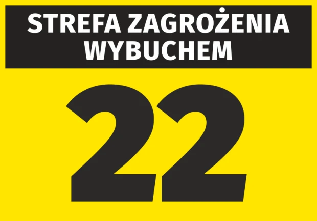 Żółto-czarna naklejka BHP z napisem Strefa zagrożenia wybuchem i dużą cyfrą 22, przedstawiona na białym tle