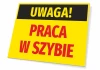Tabliczka Uwaga Praca w szybie - Wzór graficzny. Żółte tło z czarnym napisem Uwaga i czerwonym napisem Praca w szybie