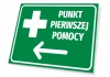 Tabliczka Punkt pierwszej pomocy T520 - Wzór graficzny. Prostokątna tabliczka z zielonym tłem, białym krzyżem i napisem