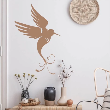 Naklejka na ścianę koliber 2541 - Aranżacja w salonie. Ściany w jasnych odcieniach, meble w naturalnych kolorach