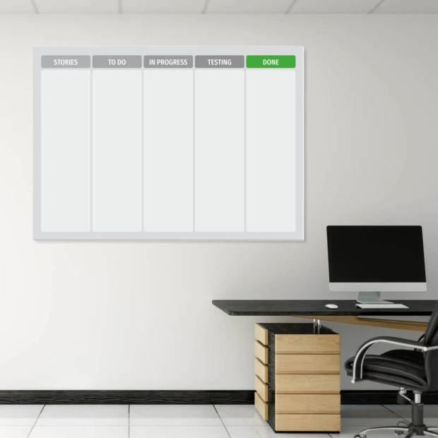 Scrum task board 141 Tablica suchościeralna magnetyczna lean - Aranżacja w biurze. Ściany w jasnym kolorze, minimalistyczne