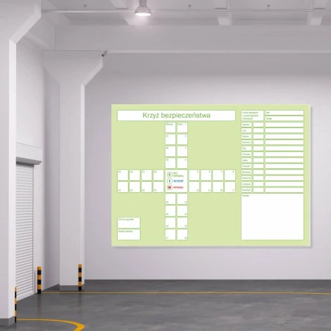 Magnetyczna suchościeralna tablica lean krzyż bezpieczeństwa 081 - Aranżacja w magazynie. Ściany są jasne, a podłoga szara