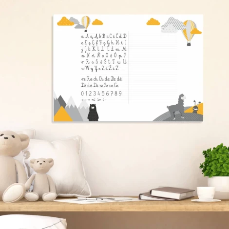 Tablica dla dzieci nauka pisania suchościeralna magnetyczna EDU 056 - Aranżacja w pokoju dziecięcym. Ściany w jasnych