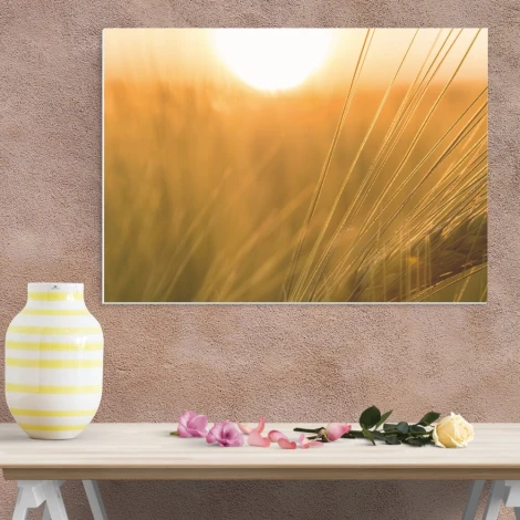 Tablica suchościeralna 178 zboże - Aranżacja w nowoczesnym wnętrzu. Ściany w odcieniu beżowym, stół z kwiatami