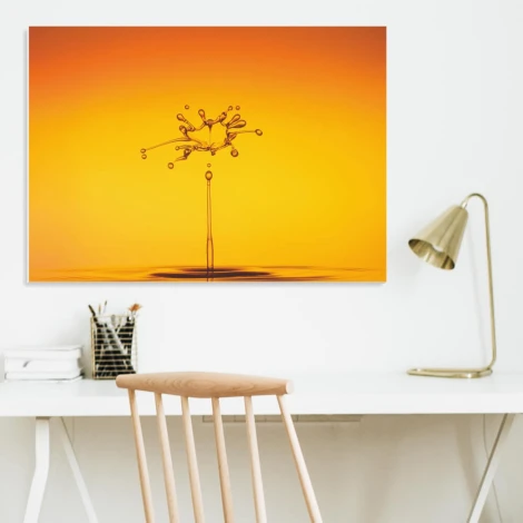 Tablica suchościeralna 210 rozprysk wody - Aranżacja w biurze. Ściany w jasnym kolorze, minimalistyczne meble