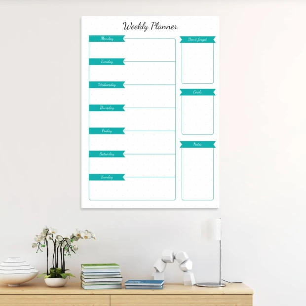 Tablica suchościeralna Weekly planner 407 - Aranżacja w biurze. Jasne ściany, drewniane meble, minimalistyczny styl