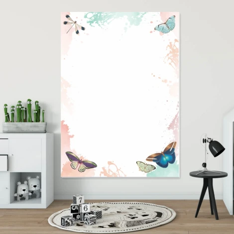 Tablica suchościeralna dla dzieci motyle 565 - Aranżacja w pokoju dziecięcym. Ściany w jasnych kolorach, minimalistyczne