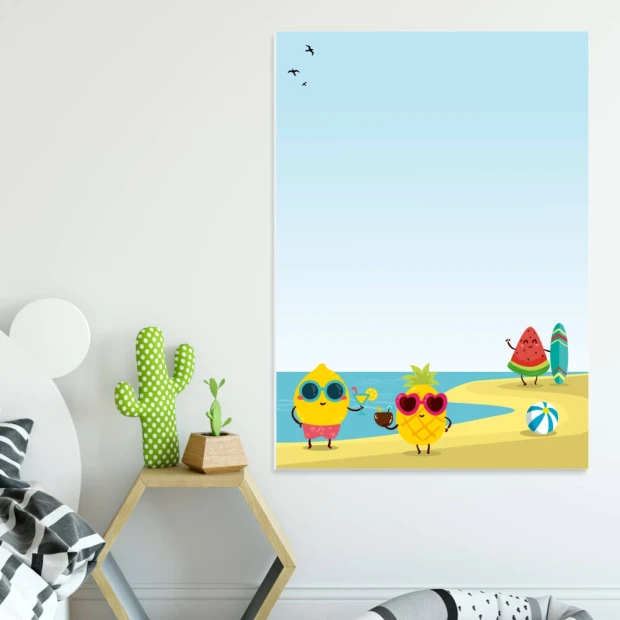 Tablica suchościeralna dla dzieci plaża 568 - Aranżacja w pokoju dziecięcym. Ściany w jasnych kolorach, meble w stylu