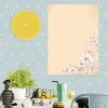Białe kwiaty tablica suchościeralna magnetyczna 083 - Aranżacja w biurze. Ściany w jasnym kolorze z dodatkiem żółtych