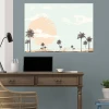 Palmy tablica suchościeralna magnetyczna 088 - Aranżacja w biurze. Ściany w jasnym kolorze, drewniane meble i rośliny
