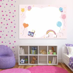 Tablica magnetyczna suchościeralna dla dzieci balony, motyle, tęcza 517 - Wzór graficzny. Na tle jasnoróżowym znajdują się