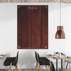 Tablica kredowa z nadrukiem menu 035 - Aranżacja w restauracji. Ściany w jasnym kolorze, drewniane akcenty i metalowe lampy