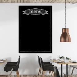 Tablica menu kredowa 042 - Aranżacja w restauracji. Ściany w jasnych kolorach, drewniane meble i metalowe lampy