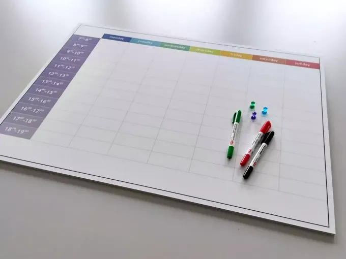 Magnetyczna tablica suchościeralna lean 055 planer tygodniowy angielski z godzinami - Wzór graficzny. Prosta siatka z dniami