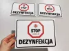 Tabliczka Stop dezynfekcja T427 - Wzór graficzny. Prostokątna tabliczka z czerwonym znakiem stop, napisy w czerni