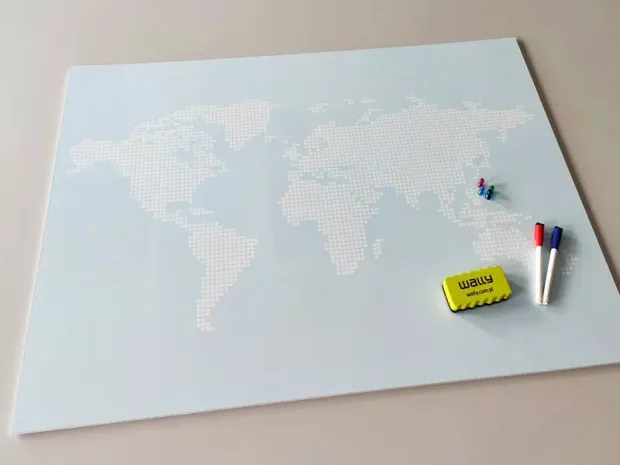 Tablica magnetyczna suchościeralna mapa świata 333 - Wzór graficzny. Mapa świata w formie siatki punktów na jasnym tle